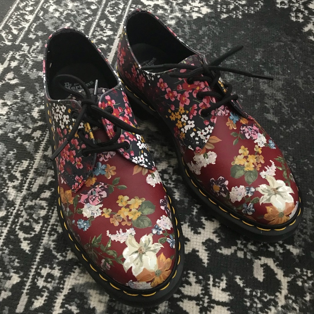 Floral Doc Martens size 9 w